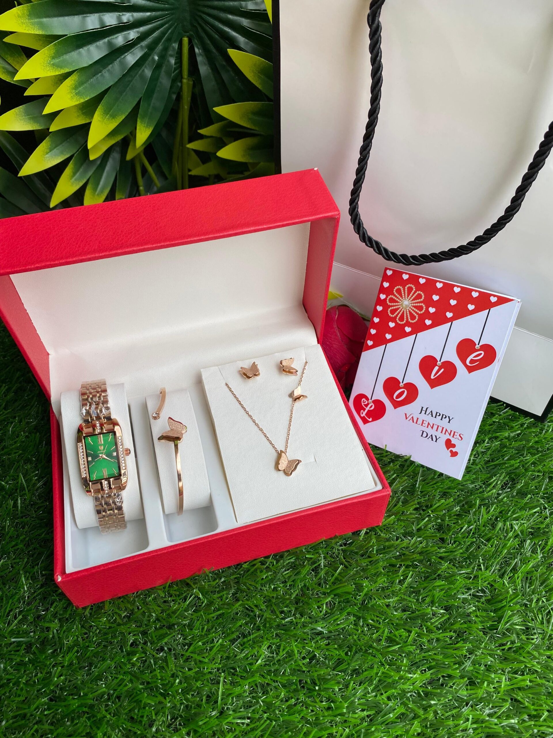 4 in 1 VALENTINES LADIES GIFT SET